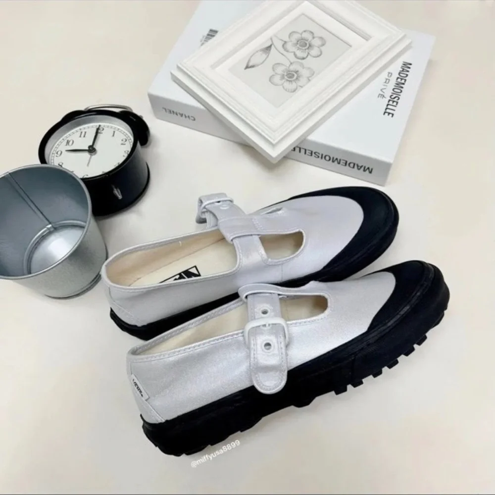 Stylish Vans Style 93 Coated Canvas True‎ White Coquette Shoes New Woman’s Shoes